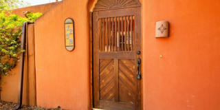 Downtown Private Condo Available Now! Gallery 12