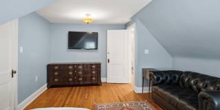 214 E UNIVERSITY Parkway Gallery 48