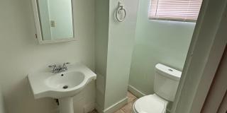 1614 W Lexington St Gallery 5