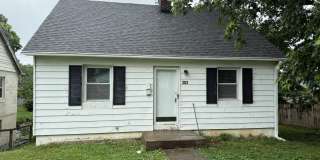 203 W Elm Street Gallery 1