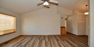 3 bed 2 bath rancher with office Gallery 8