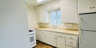 Midtown Ventura - One bedroom, one bath upstairs apartment Gallery 4