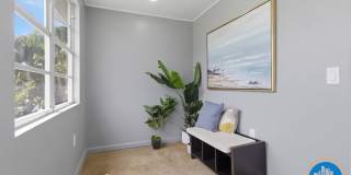 3015 W North B St Gallery 3