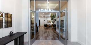 Queen Anne Collection Gallery 1