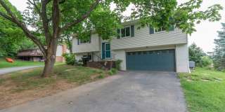 4 Bed, 2.5 Bath, Single Family Home in Winchester, VA Gallery 1
