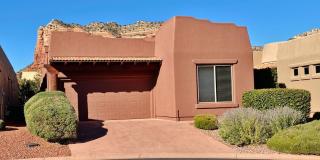 HOUSE - FIRECLIFF -  COMMUNITY POOL Gallery 1