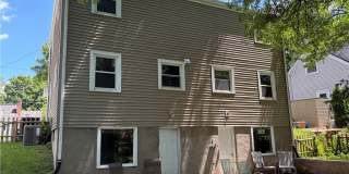18 Briggs Avenue Gallery 20