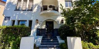 Gorgeous Remodeled Spanish 2+1.5 near the Grove Excellent location Gallery 1