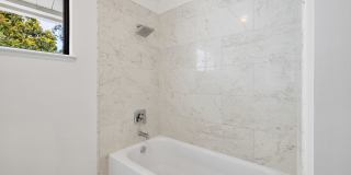 4BR/2.5BA Stunning Spacious Tiburon Home! Pool! Pet Friendly!  PROGRESSIVE Gallery 29