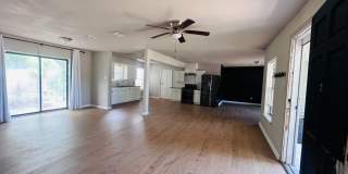 Spacious 3 Bedroom Home with Large Yard – Appliances Included! Gallery 3
