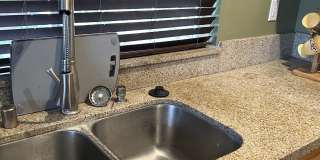 319 West Shoshone Street Gallery 5