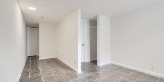1138 W LOMBARD Street Gallery 23