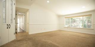 24512 Pat Place Gallery 28