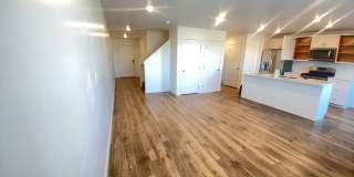 Modern 4 Bedroom Townhome in Cedar City. Pet Friendly! Gallery 1