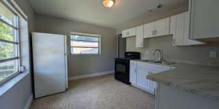 Well maintained 2 bedroom 1 bath rental available in Pine Castle!! Gallery 7