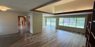 710 NW Midland Ave Gallery 20