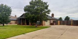 Gorgeous 4/2/2 in Bella Mia Estates! Lubbock-Cooper ISD! Gallery 4