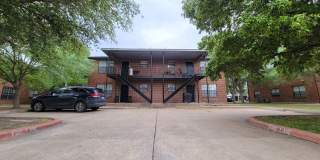 College Station - 3 bedroom / 2 bath 4 plex- downstair units. Gallery 3