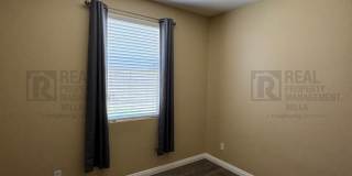 Ideal Layout! 4 Bedroom Home with Main Floor Bed/Bath & Open Loft Gallery 25