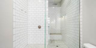 The Hub Short North Gallery 72