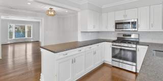 65 E River Road Gallery 21