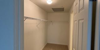 5reym01 Gallery 12