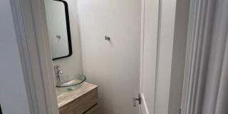 Stylish 3 Bedroom Townhome in Prime Huntington Beach Location Gallery 8