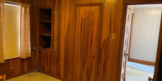 Cute & Retro 3 Bedroom Home in Midtown w/ Garage! Gallery 12