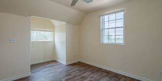 1718 N. 4th Ave. Gallery 13