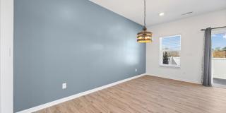 Beautiful 3-bed, 2.5 bath end unit townhome in Penley Place of Clover! Gallery 10