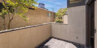 Move-In Ready 2BR in the Heart of Pasadena | In-Unit Washer & Dryer Gallery 4