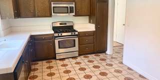 Five Bedroom Single Family Home in Irvine! Gallery 10