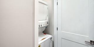 1527-29 RIDGE AVE #5C Gallery 29