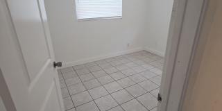 160 NW 15TH Place 160 NW 15TH Place Gallery 4