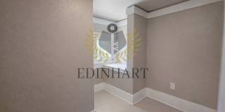 1105 North College Avenue Gallery 16