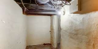 512 Troy St. Gallery 24