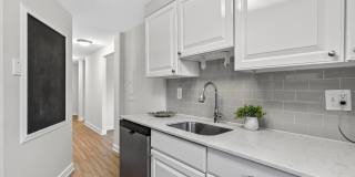 The Saratoga Gallery 3