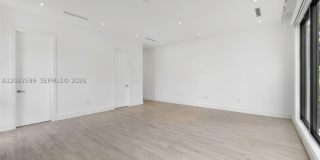 2992 Coconut Ave Gallery 22