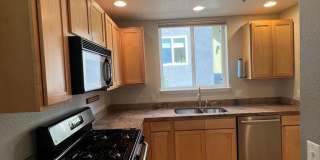 ***1,000 Off 1st Month rent if Lease signed by 9/1*** Light filled 3BD/3BA townhome Gallery 6