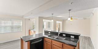 111 25TH Avenue S Gallery 21