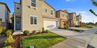 Gorgeous 4 Bedroom 3 bath in Northlake Gorgeous 4 Bedroom 3 bath in Northlake Gallery 1