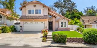 Move in Ready 3bed/3bath, beautiful backyard Gallery 1