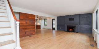 828 Kingston Road Gallery 12