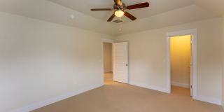 Spacious, Stylish, and Perfectly Located 3 Bedrooms, 2.5 Bathrooms in North Shields!!! Gallery 22