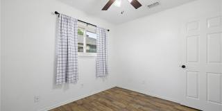 6725 Meadowbreeze Parkway Gallery 11