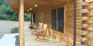 Available 6/1/26 - Student Housing 6 BR 3 BA Log Cabin Close to W Gallery 1