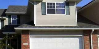 Lovely 3 bed Townhome! Gallery 1