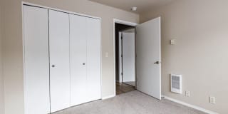 Pebble Creek Village Apartments Gallery 35