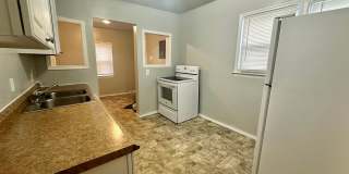 Charming 3-Bedroom Bungalow in Warren $1200 a month Gallery 5