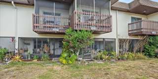 3357 RAMBLEWOOD Drive N Gallery 1